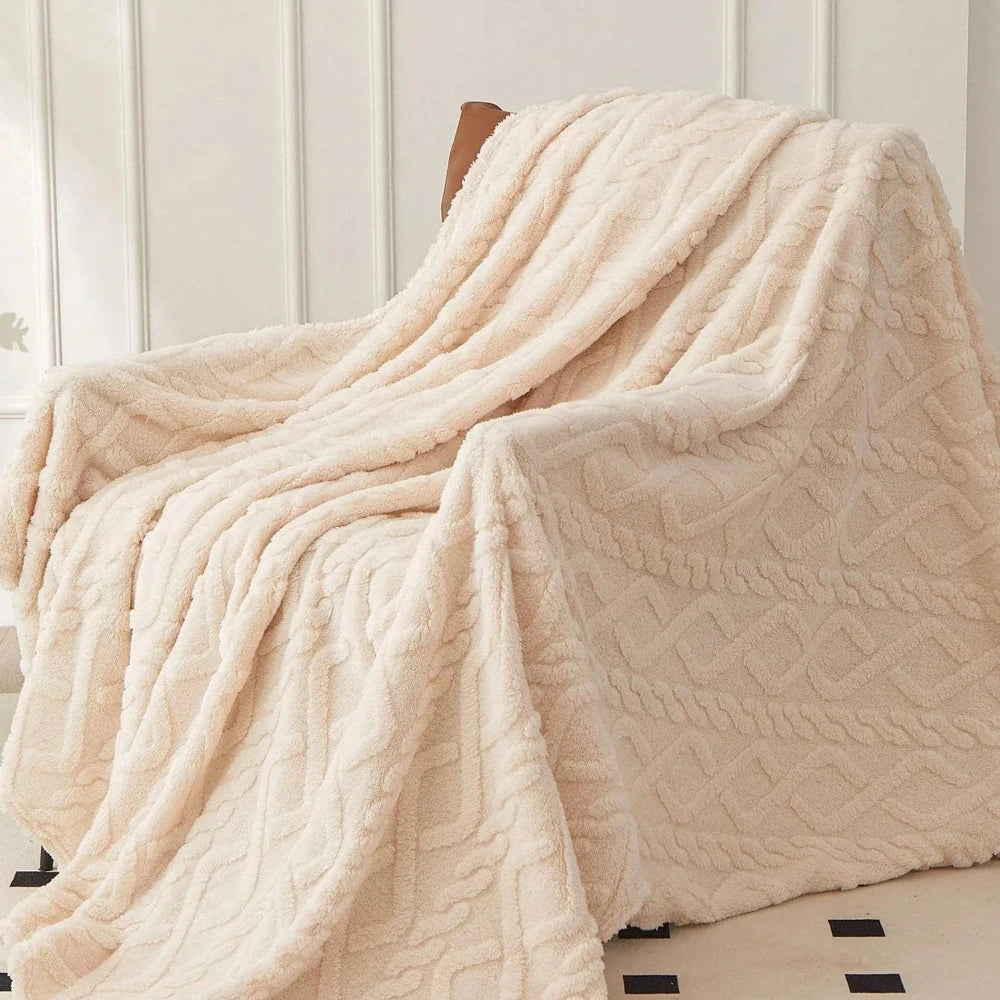 1pc Coral Fleece, Lightweight & Multi-Purpose Blanket